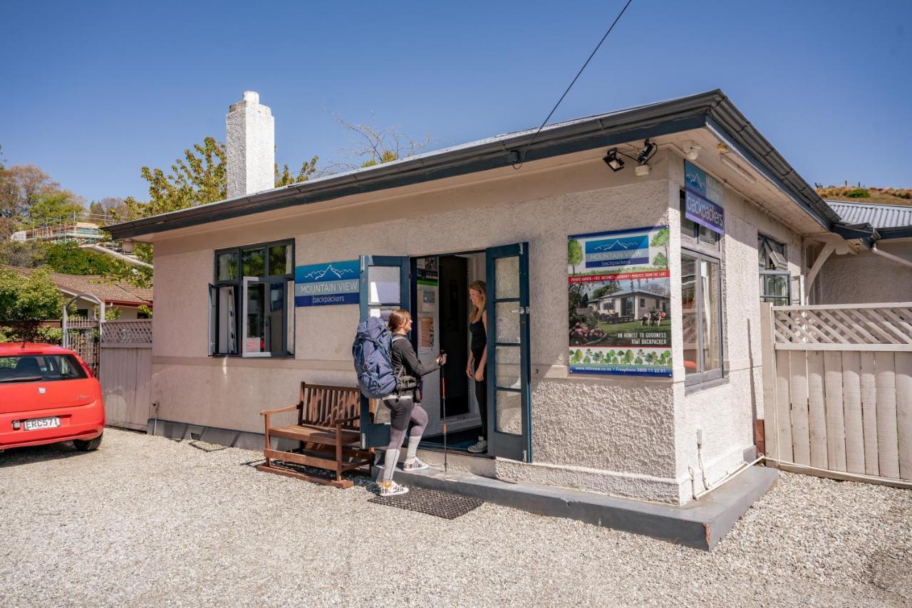 Mountain View Backpackers Pansiyon Wanaka Dış mekan fotoğraf